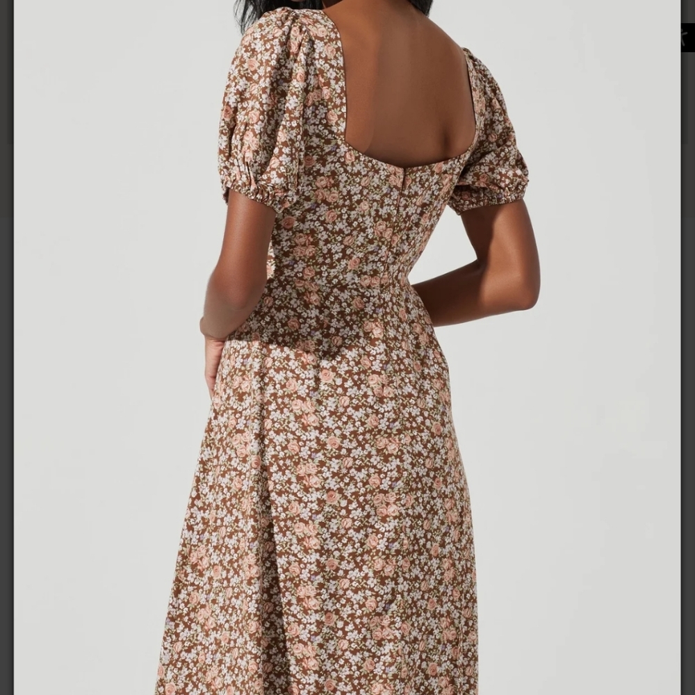 Astr the Label-LACE UP PUFF SLEEVE FLORAL MIDI DRESS size large